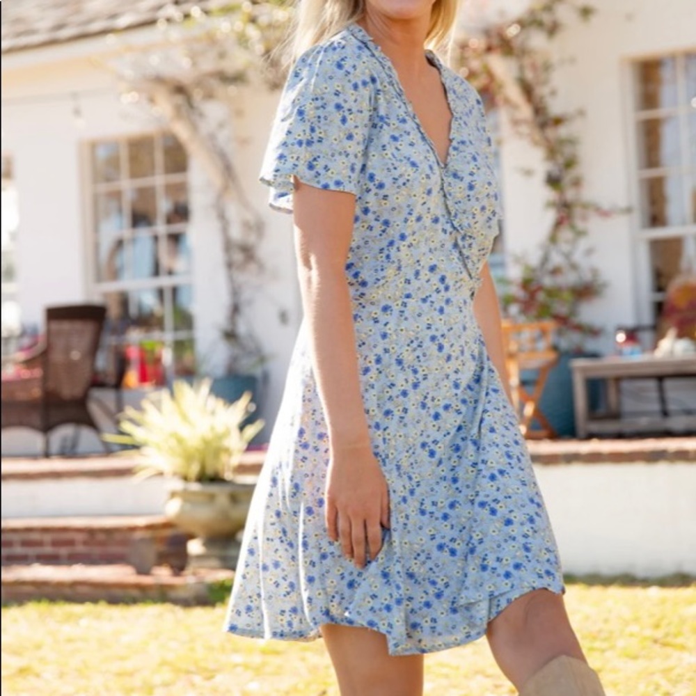Natural Life Emma Wrapping Dress Blue with 🌸 Flowers